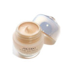 Shiseido Future Solution LX Total Radiance Foundation Spf20 Golden 3 30ml